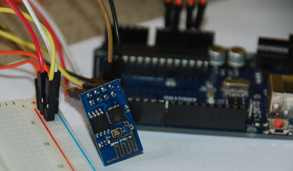 Cara Berkomunikasi Dengan ESP8266 Menggunakan Arduino